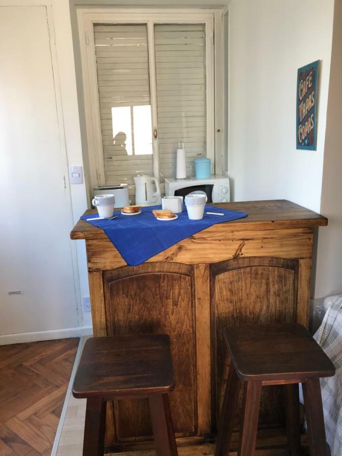 Dpto. Av. Corrientes Al 700-Centro Appartement Buenos Aires Buitenkant foto